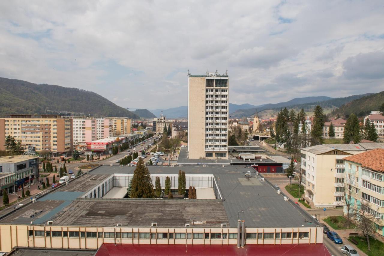 Apart Hotel Center Piatra Neamţ Exterior foto